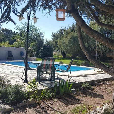 Le Kalarino Bed & Breakfast Saint-Remeze Bagian luar foto