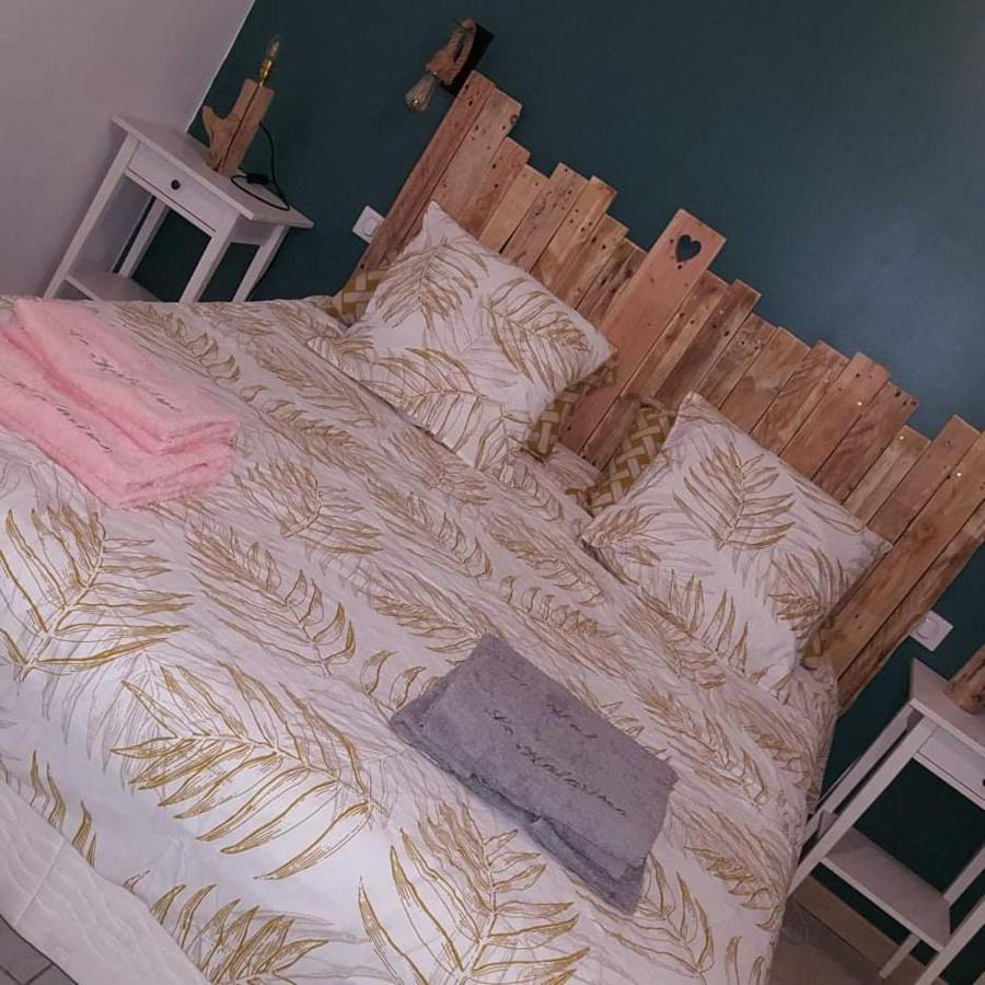 Le Kalarino Bed & Breakfast Saint-Remeze Bagian luar foto