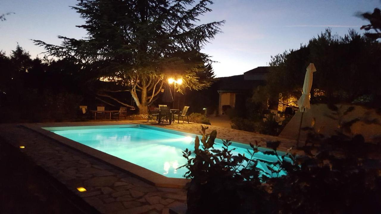 Le Kalarino Bed & Breakfast Saint-Remeze Bagian luar foto